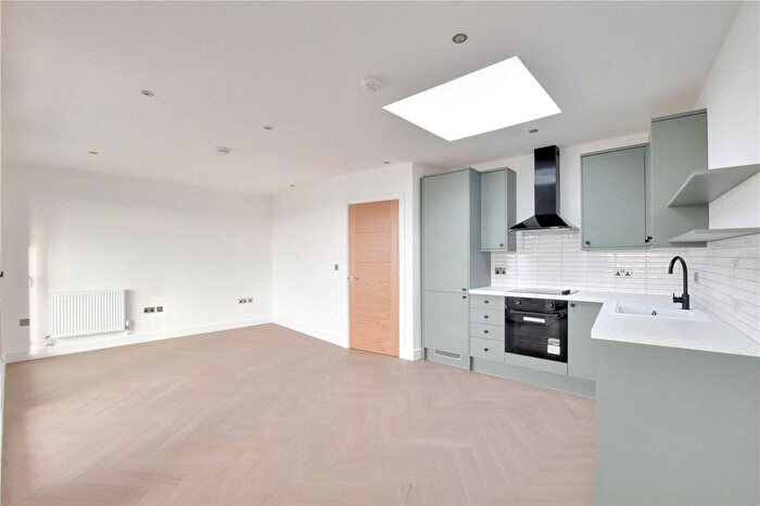 1 Bedroom Flat To Rent In Blackheath Road, Greenwich, London, SE10