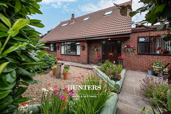 4 Bedroom Detached House For Sale In New Road, Old Snydale, Pontefract, WF7