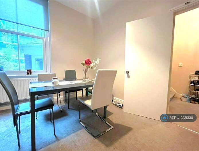 6 Bedroom Terraced House To Rent In Birnam Road, London, N4