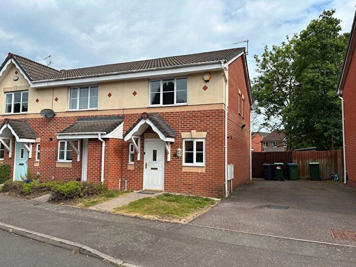 2 Bedroom End Of Terrace House To Rent In Burton Grove, Cradley Heath, B64