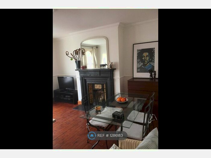 3 Bedroom Maisonette To Rent In Queens Crescent, London, NW5