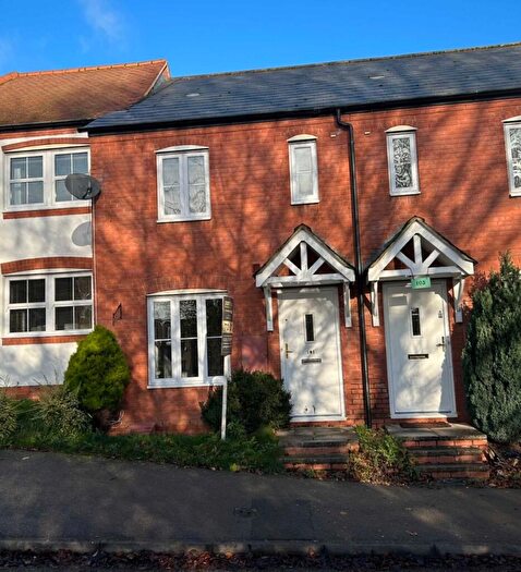 2 Bedroom House To Rent In Winter Gardens Way, Banbury, OX16