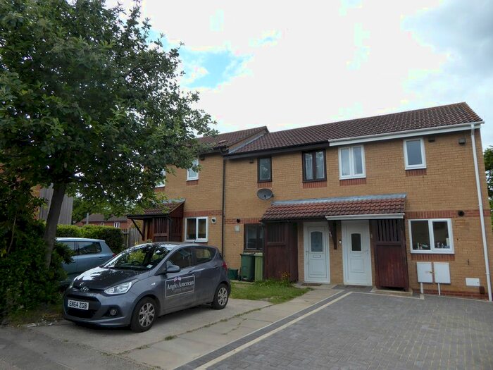 2 Bedroom Terraced House To Rent In Hillyer Court, Peartree Bridge, MK6