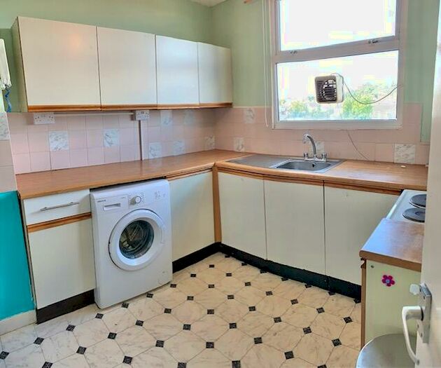 1 Bedroom Apartment To Rent In Cowbridge Road East, Cardiff(City), CF5