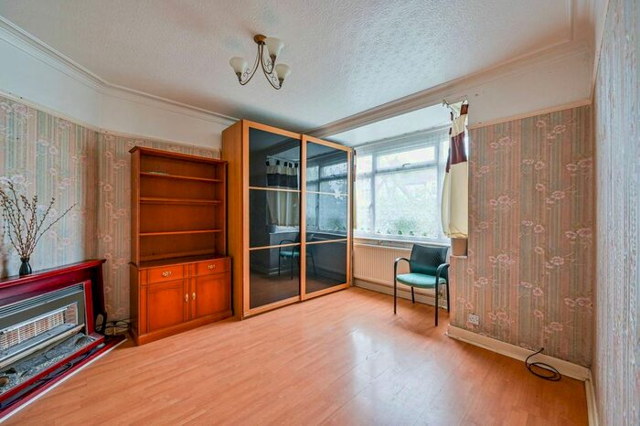 3 Bedroom Terraced House To Rent In Leithcote Gardens, Streatham Hill, London, SW16