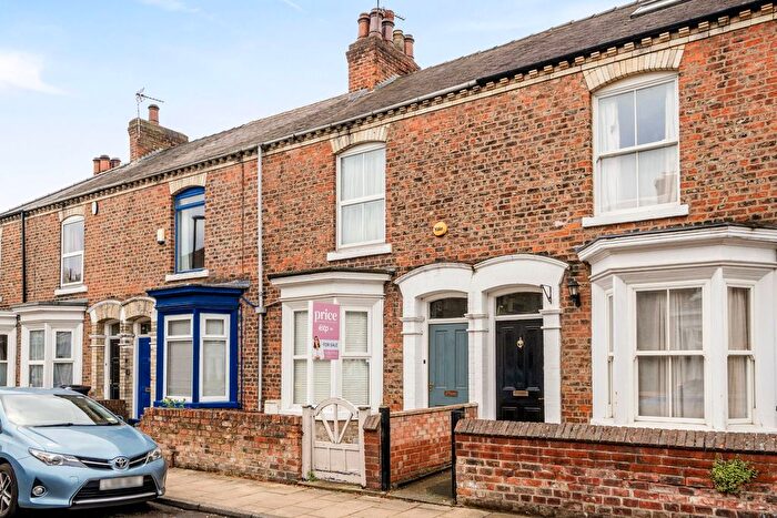3 Bedroom Terraced House For Sale In Neville Street, York, YO31