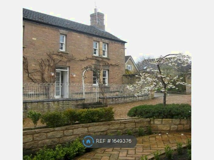 3 Bedroom Semi-Detached House To Rent In Sycamore Grove Estate, Oundle, PE8