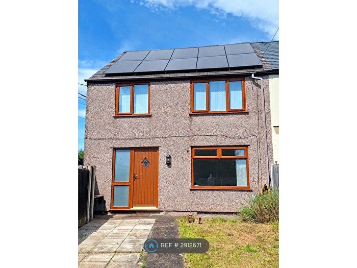 2 Bedroom Terraced House To Rent In Copperas Hill, Wrexham, LL14