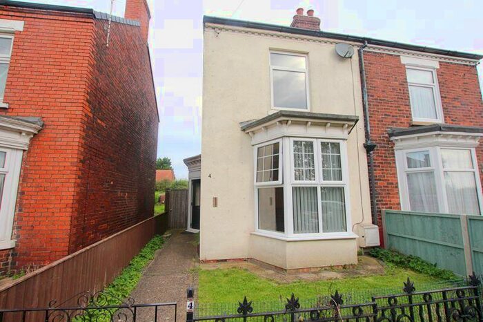 2 Bedroom Semi-Detached House For Sale In West End Road, Habrough, DN40