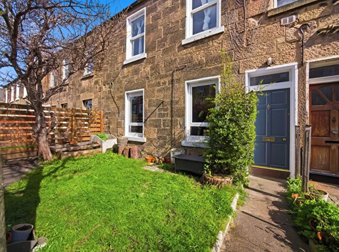 3 Bedroom Maisonette For Sale In Elmwood Terrace, Leith, Edinburgh, EH6