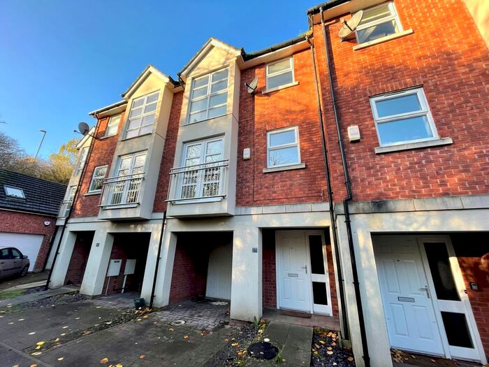 3 Bedroom Town House To Rent In Church Lane North, Darley Abbey, Derby, DE22