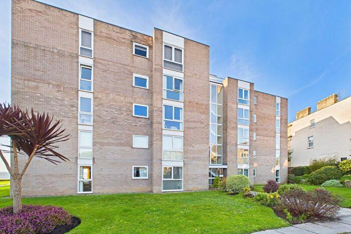 2 Bedroom Apartment To Rent In Elton Road, Clevedon, BS21