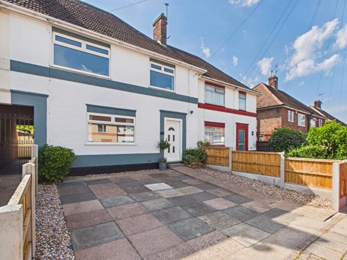 3 Bedroom Terraced House For Sale In Wentworth Road, Beeston, Nottingham, Nottinghamshire, NG9