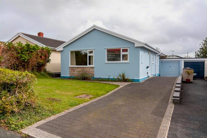 3 Bedroom Bungalow To Rent In St. Leonards Avenue, Crundale, Haverfordwest, SA62
