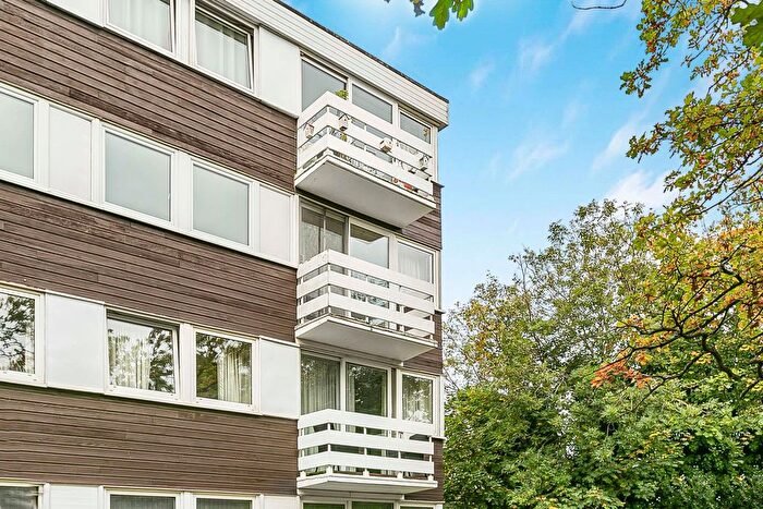2 Bedroom Flat For Sale In Charnwood, High Road, Buckhurst Hill, IG9