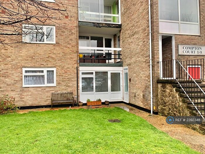 3 Bedroom Flat To Rent In Compton Court, Havant, PO9