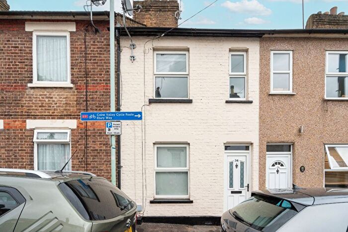 2 Bedroom Terraced House To Rent In Ebury Road, Ebury Road, Watford, WD18