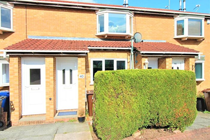 2 Bedroom Flat To Rent In Moorthorpe Green, Owlthorpe, Sheffield, S20