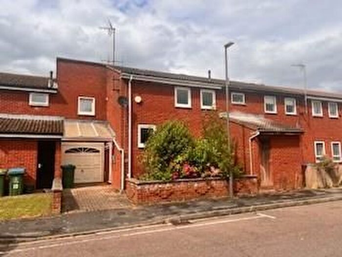 3 Bedroom Terraced House To Rent In Blackwater Drive, Aylesbury, HP21
