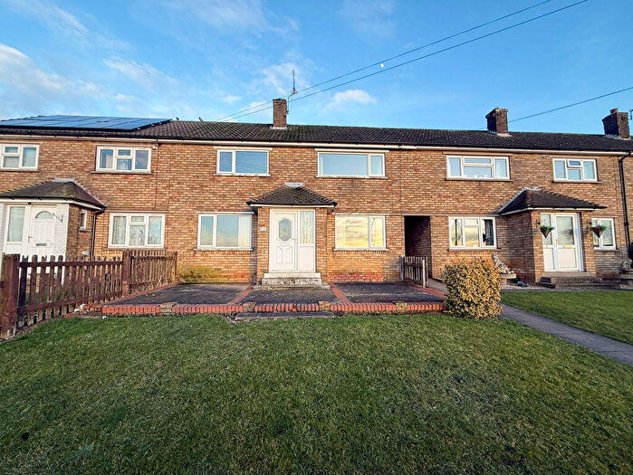 3 Bedroom Terraced House For Sale In Maltby Road, Scunthorpe, DN17