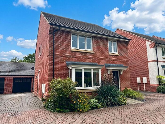 4 Bedroom Detached House For Sale In Cooks Lane, Wigston, LE18