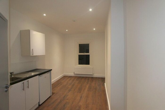 Studio To Rent In Derby Road, Enfield, EN3