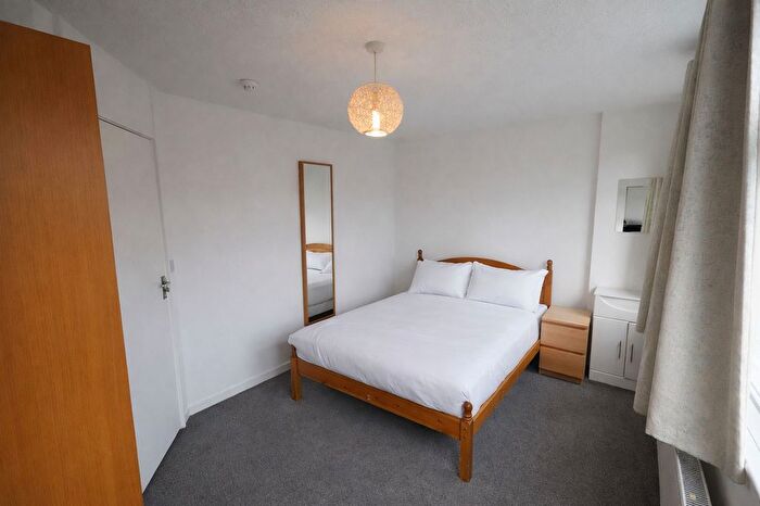 Property To Rent In The Glen, Hemel Hempstead, HP2