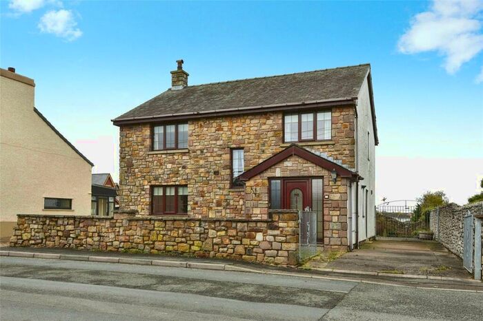 4 Bedroom Detached House For Sale In White Lund Road, Morecambe, LA3