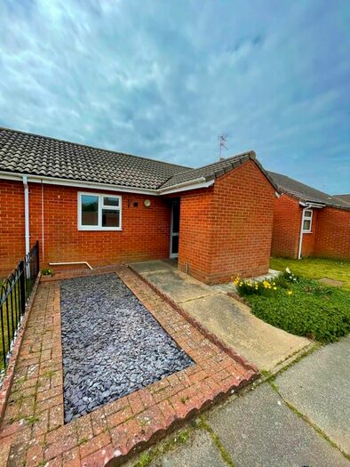 1 Bedroom Bungalow To Rent In Churchill Close, Lowestoft, NR32