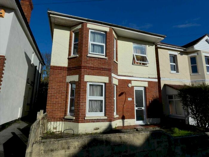 6 Bedroom Detached House To Rent In Markham Road, Charminster, Bournemouth, BH9