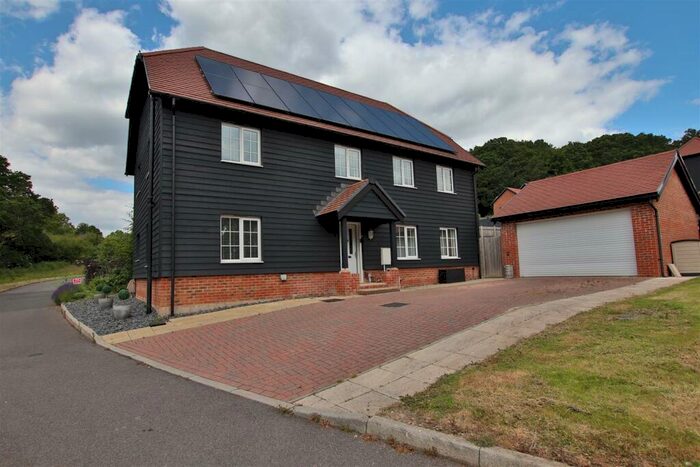 4 Bedroom Detached House To Rent In Goslings Turning, Bursledon, Southampton, SO31