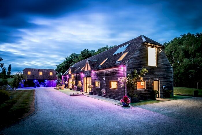 5 Bedroom Barn Conversion To Rent In Stonebridge Lane, Blackboys, Uckfield, TN22