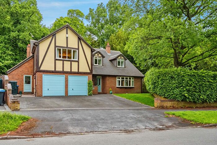 5 Bedroom Detached House For Sale In Park Crescent, Doveridge, Ashbourne, DE6