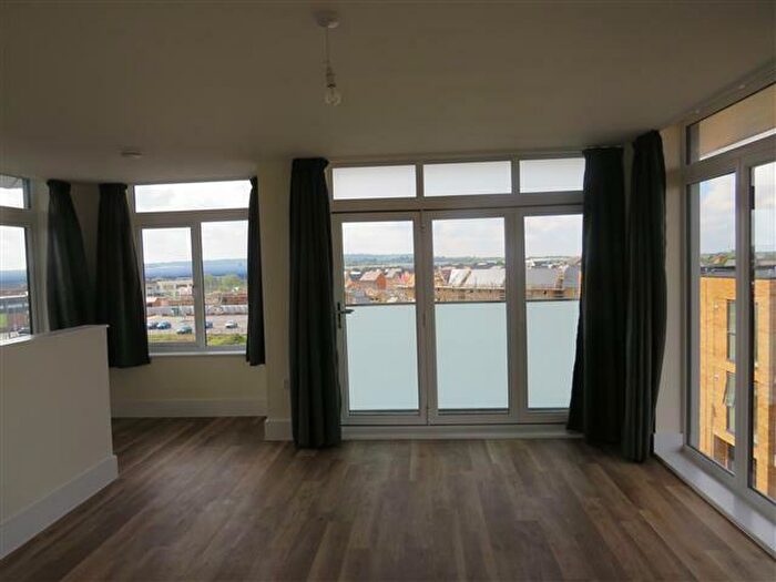 3 Bedroom Apartment To Rent In Brooklands Square, Brooklands, Milton Keynes, MK10