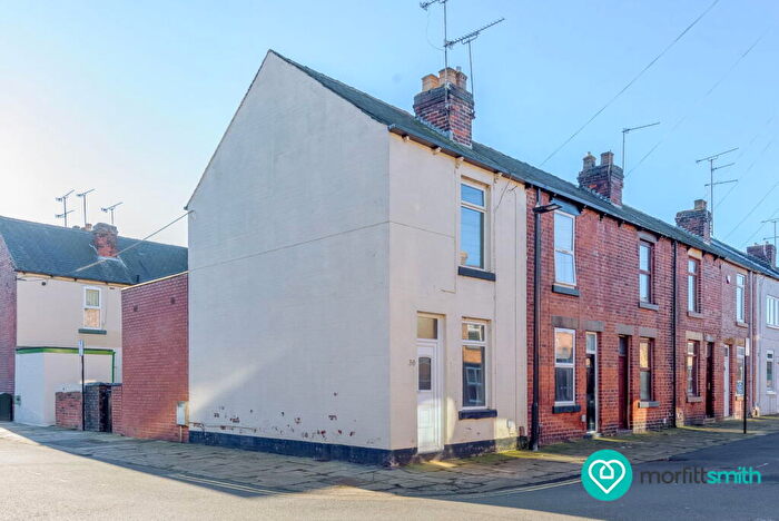2 Bedroom End Of Terrace House To Rent In Treswell Crescent, Hillsborough, Sheffield, South Yorkshire, S6