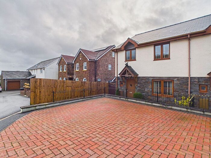 3 Bedroom End Of Terrace House For Sale In Bethel Place, Nantyglo, NP23