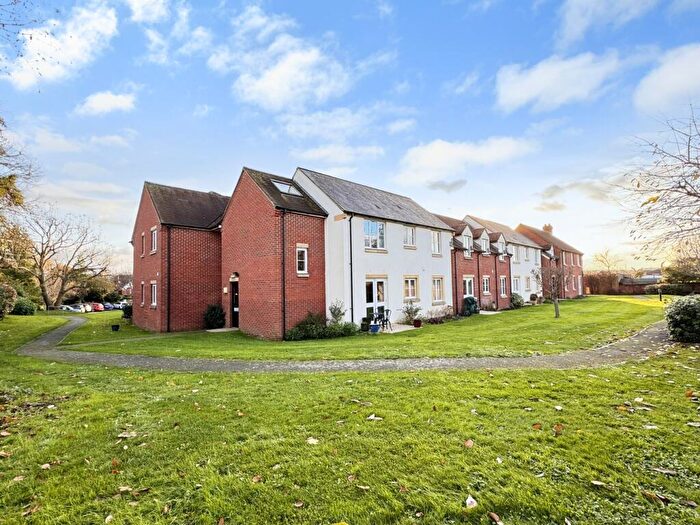 1 Bedroom Retirement Property For Sale In Swan Lane, Faringdon, SN7