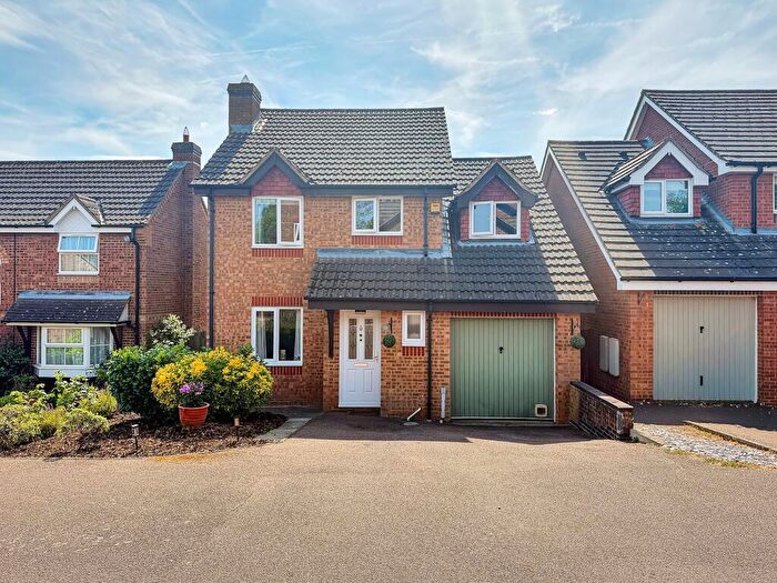 4 Bedroom Detached House For Sale In Goshawk Close, Hartford, PE29