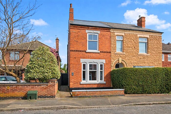 3 Bedroom Semi Detached House For Sale In Breedon Street, Long Eaton, NG10