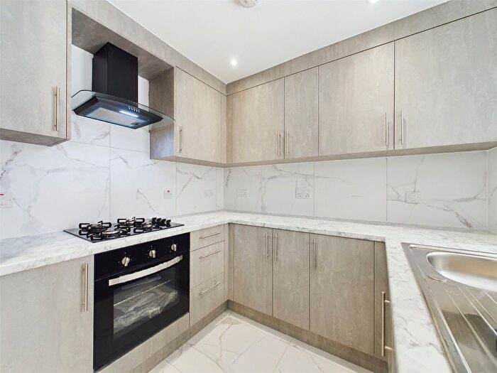 2 Bedroom Terraced House To Rent In Cordwallis Road, Maidenhead, Berkshire, SL6