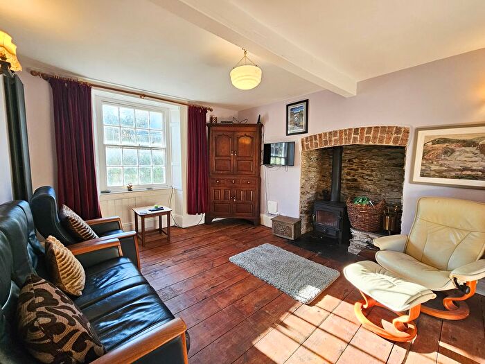 4 Bedroom Terraced House To Rent In Talybont, SY24