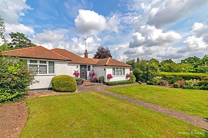3 Bedroom Detached Bungalow For Sale In White Lodge, A Goodyers Avenue, Radlett, WD7