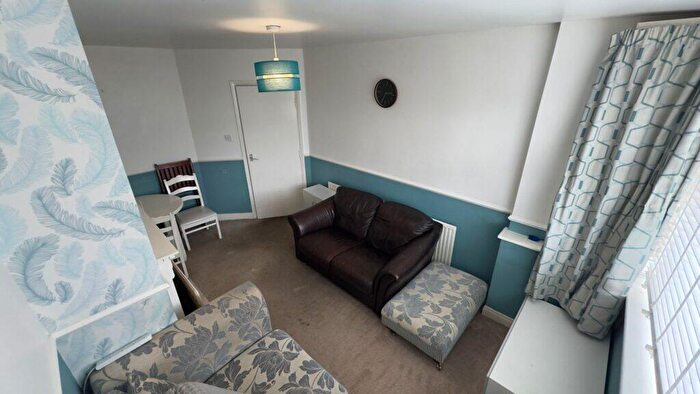 2 Bedroom Terraced House To Rent In Mexborough Place, Chapel Allerton, Leeds, LS7