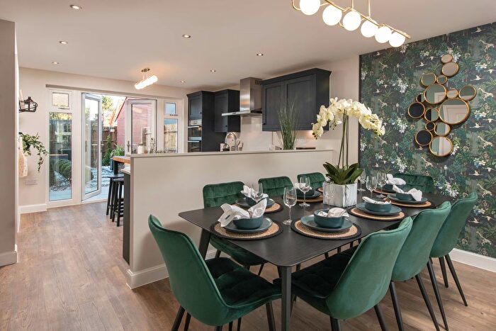 4 Bedroom Detached House For Sale In "Avondale" At Oxlip Boulevard, Ipswich, IP1