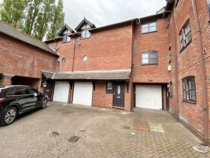 3 Bedroom Town House For Sale In Rydal Mews, Manchester Road, Wilmslow, SK9