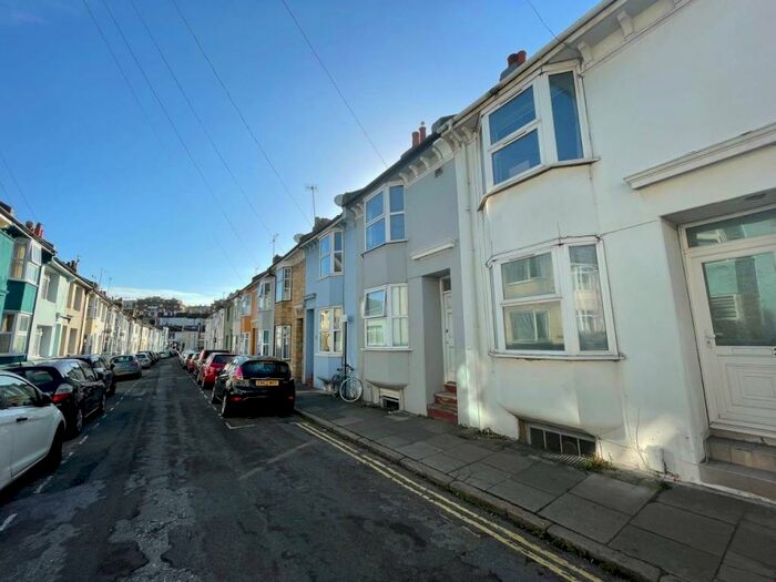 4 Bedroom House To Rent In St Pauls Street, Brighton, BN2