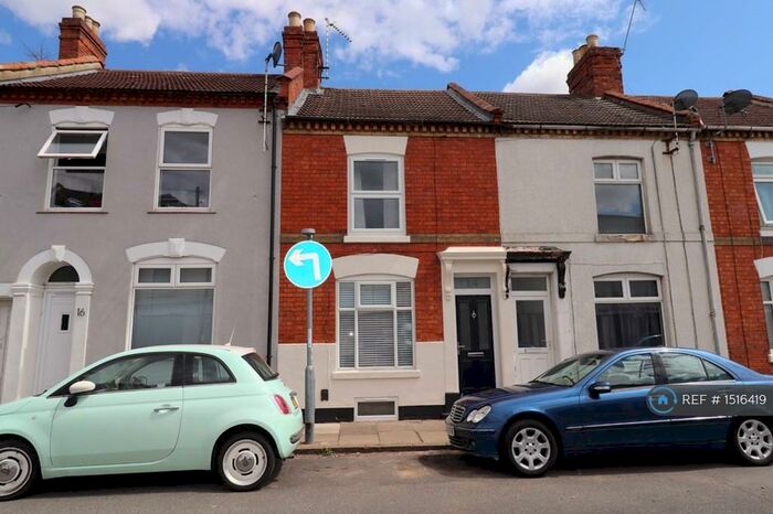 3 Bedroom Terraced House To Rent In Artizan Road, Northampton, NN1