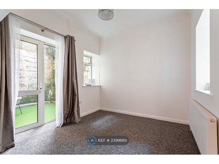 1 Bedroom Flat To Rent In The Promenade, St Leonards-On-Sea, Hastings, TN37