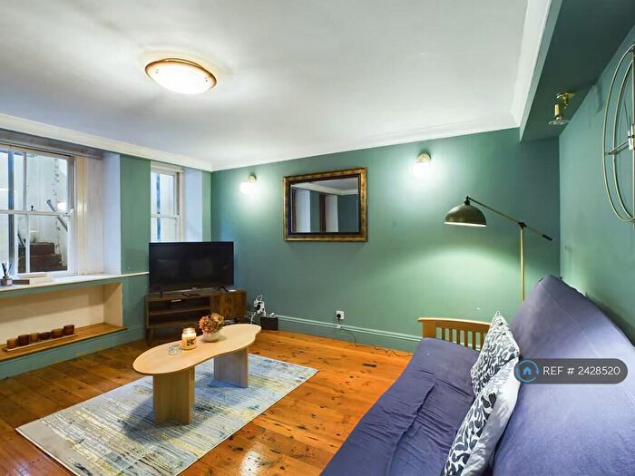 2 Bedroom Flat To Rent In Cavendish Place, Brighton, BN1