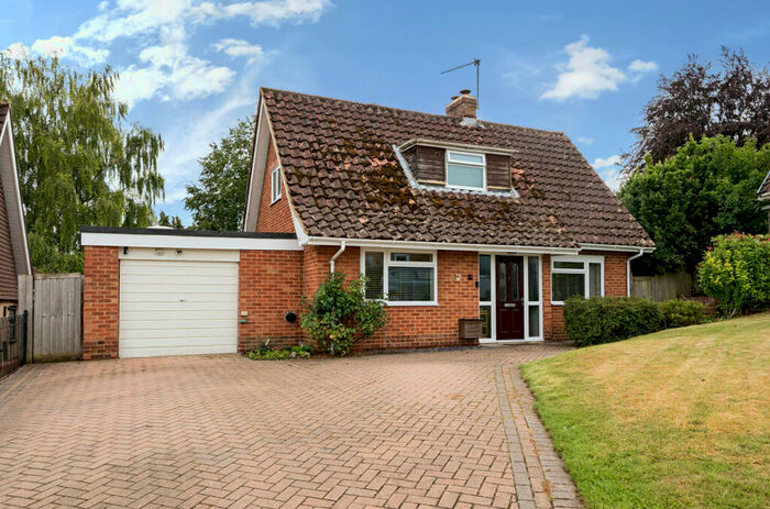4 Bedroom Detached House For Sale In Green Close, Old Alresford, Alresford, Hampshire, SO24